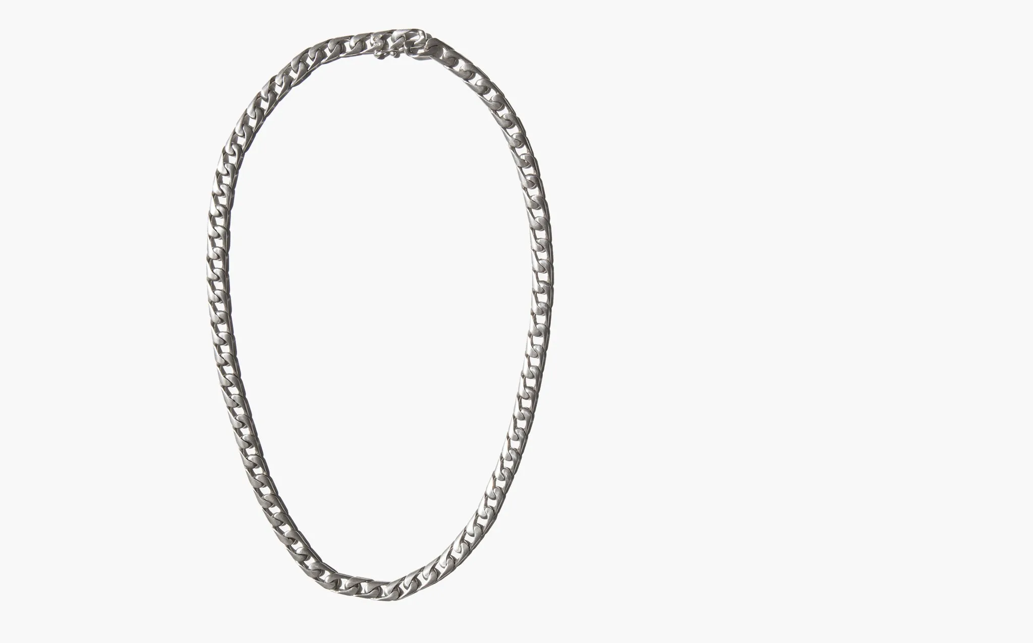 Caballería Chain