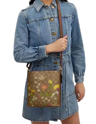 Coach Sophie Bucket Bag In Signature Canvas With Floral Print