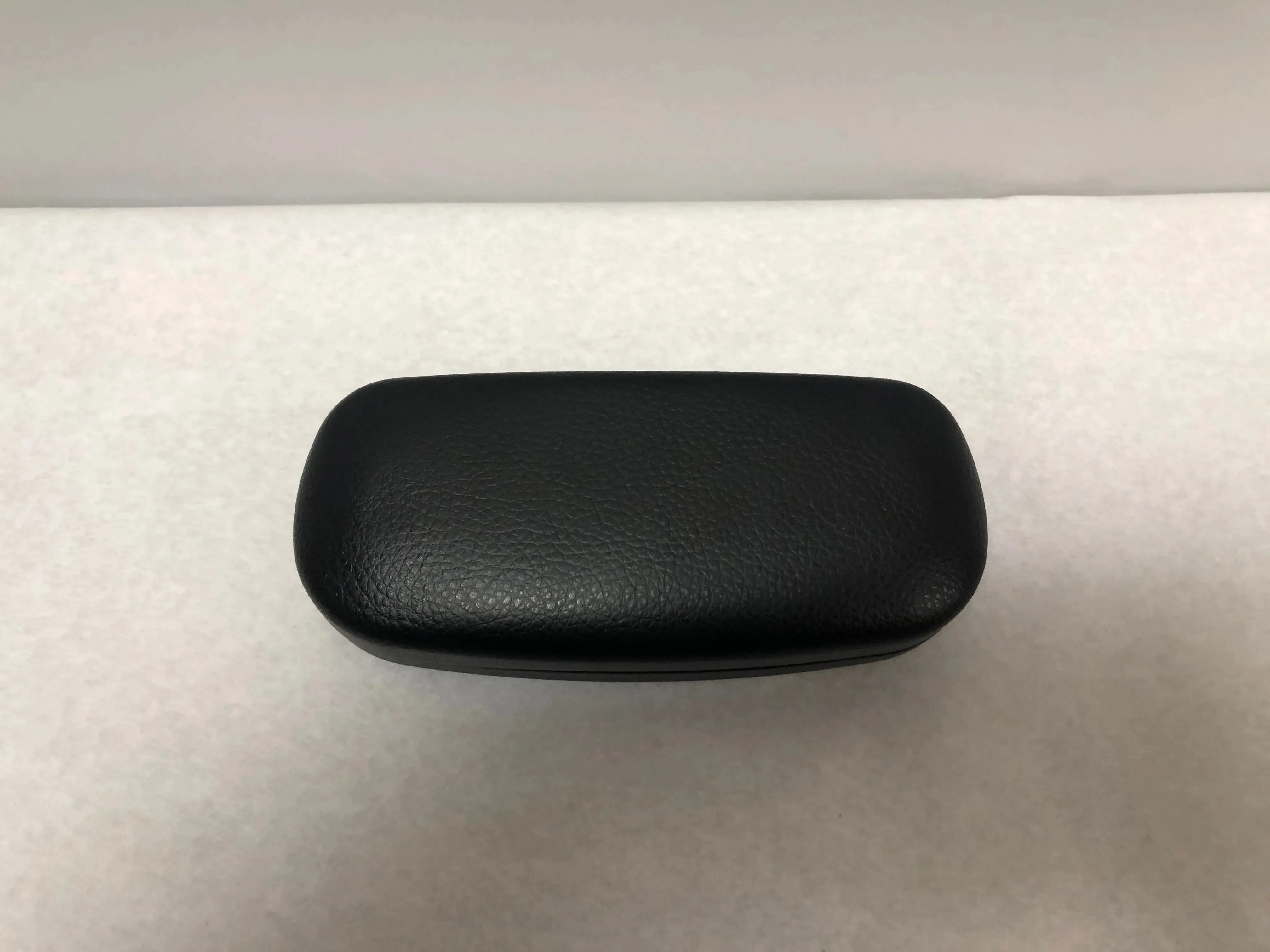 Juicy Courture Black Label Small Black Optical Eyeglasses Hard Case | KMOPT-22