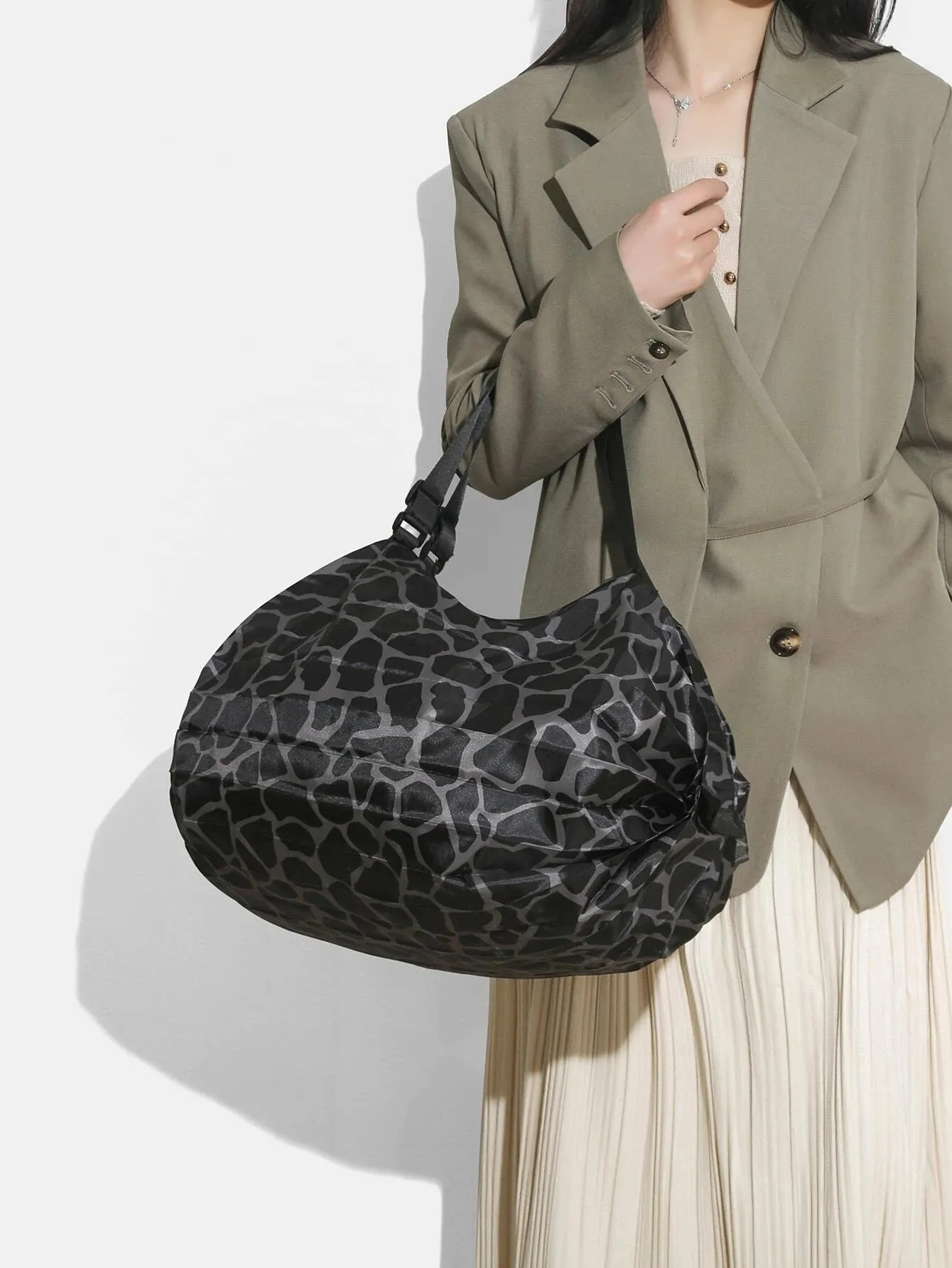 SHEIN Foldable Shopping Bag Travel Luggage Bag